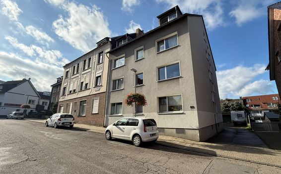 Solide Kapitalanlage mit Entwicklungspotential - Vollvermietetes 7-Parteienhaus in Essen-Frintrop