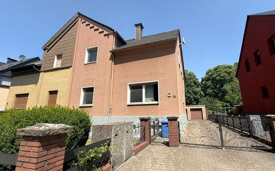 Wohnen im Grünen – Familienidyll mit großem Garten in Essen-Gerschede