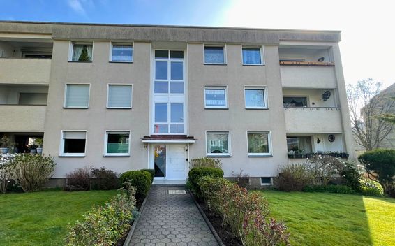 Charmante Erdgeschosswohnung mit 3 Zimmern und Garage in ruhiger Lage in Bochum-Laer