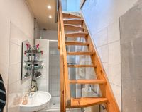 Badezimmer (Haus links)