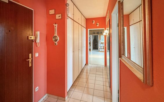 3,5-Zimmer-Wohnung mit Grünblick, Fahrstuhl und Wellnessbereich in Essen-Altendorf