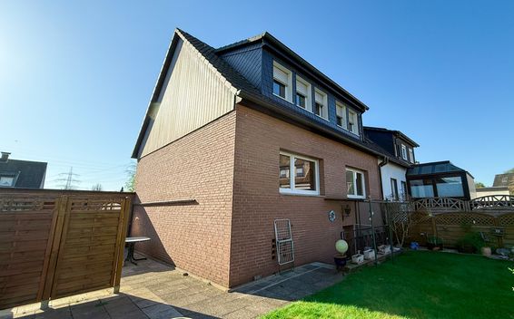 Ihr neues Zuhause! Gepflegte Doppelhaushälfte mit Garten in ruhiger Nachbarschaft in Essen-Bochold